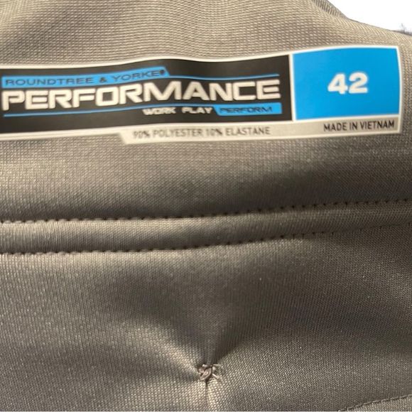 ⚫️⚫️⚫️ Roundtree & Yorke Flat Front Performance Fabric 42” Waist 9” Inseam - Picture 7 of 7